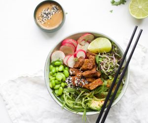 Vegan poke bowl