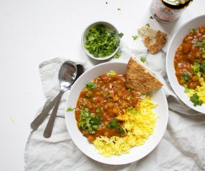 Vegetarische curry madras van blik