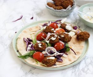 durum falafel harissa-tahin dressing