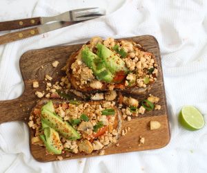 Toast scrambled tofu